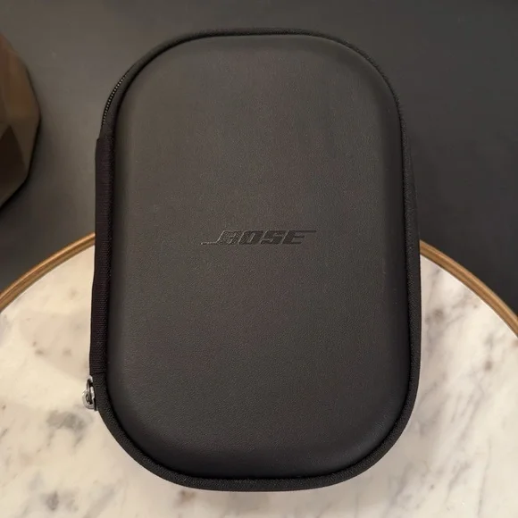 Bose QuietComfort Noise Canceling Headphones - Picture 3 of 6